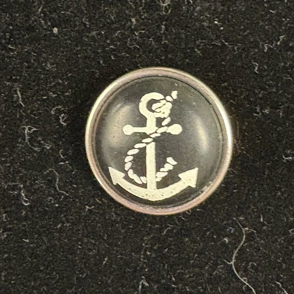 NUGZ USA Snap Bracelet w/ Anchor and free snap - Picture 7 of 8